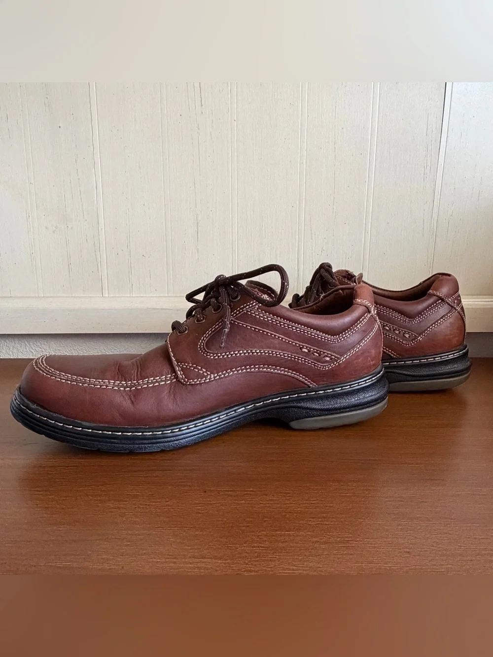 Johnston & Murphy XC4 Waterproof Moc Toe Oxfords 9.5M Sheepskin Comfort Leather